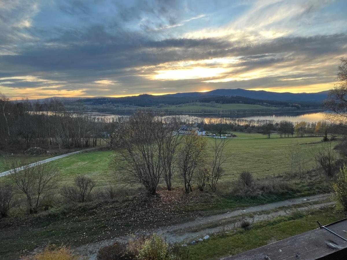 Chata Pod Houbovym Vrchem Horní Planá Esterno foto